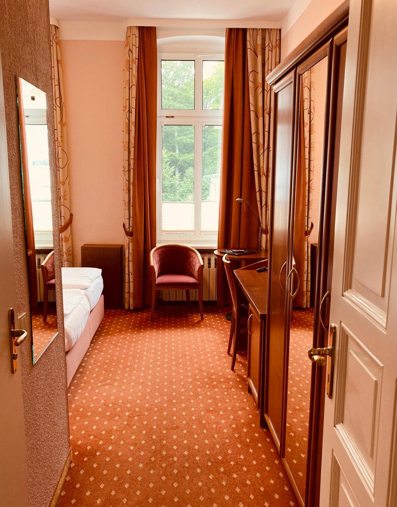 Hotel Germania Heringsdorf  Ngoại thất bức ảnh